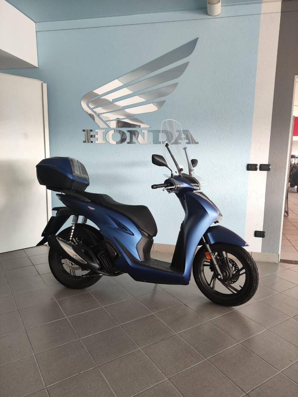 Honda SH 125i (2024 - 25) (3)