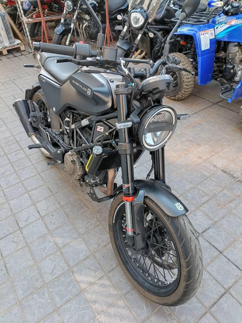 Husqvarna Svartpilen 125 (2021 - 23) (7)