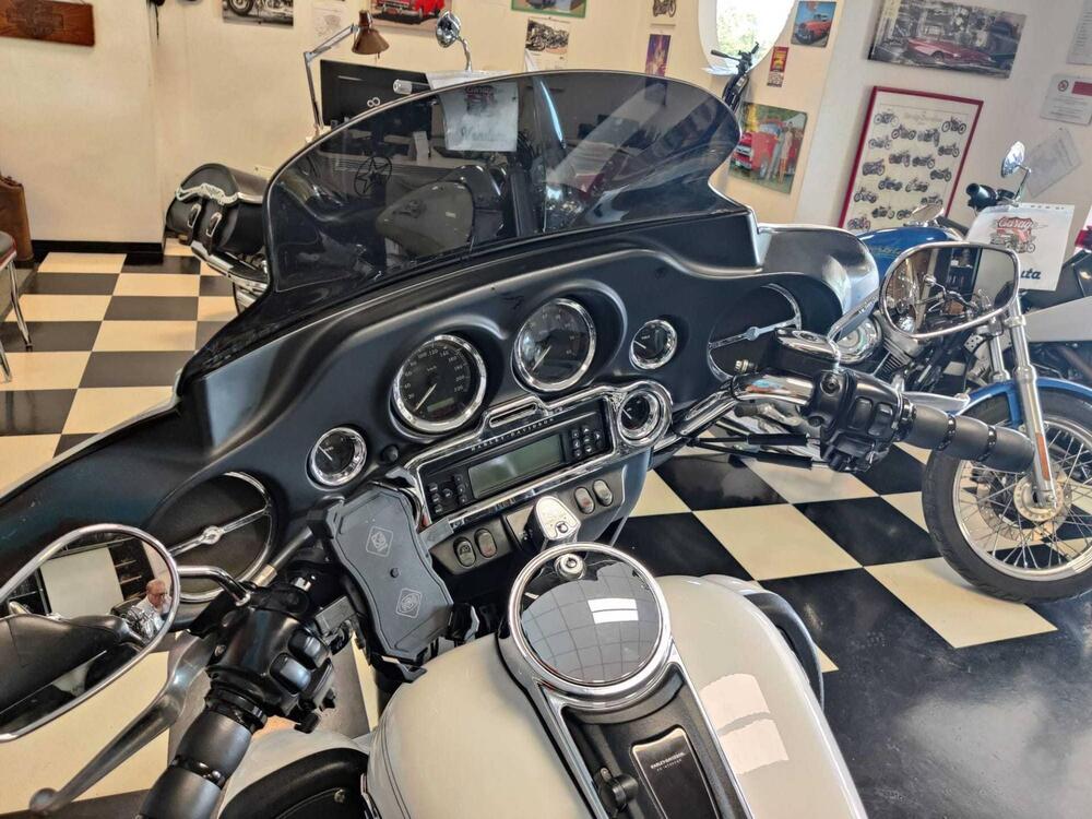 Harley-Davidson 1450 Electra Glide Ultra Classic (2006 - 07) - FLHTCUI (8)