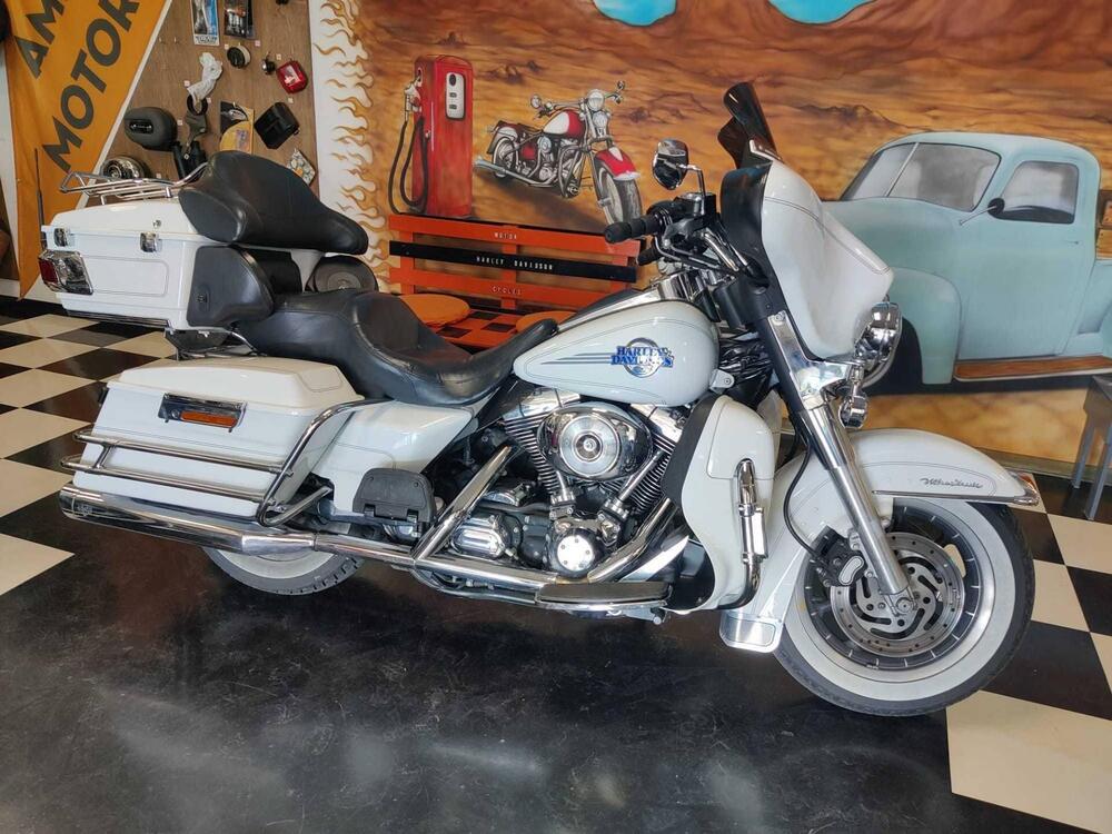 Harley-Davidson 1450 Electra Glide Ultra Classic (2006 - 07) - FLHTCUI (13)