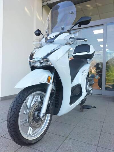 Honda SH 350 (2021 - 24) usata