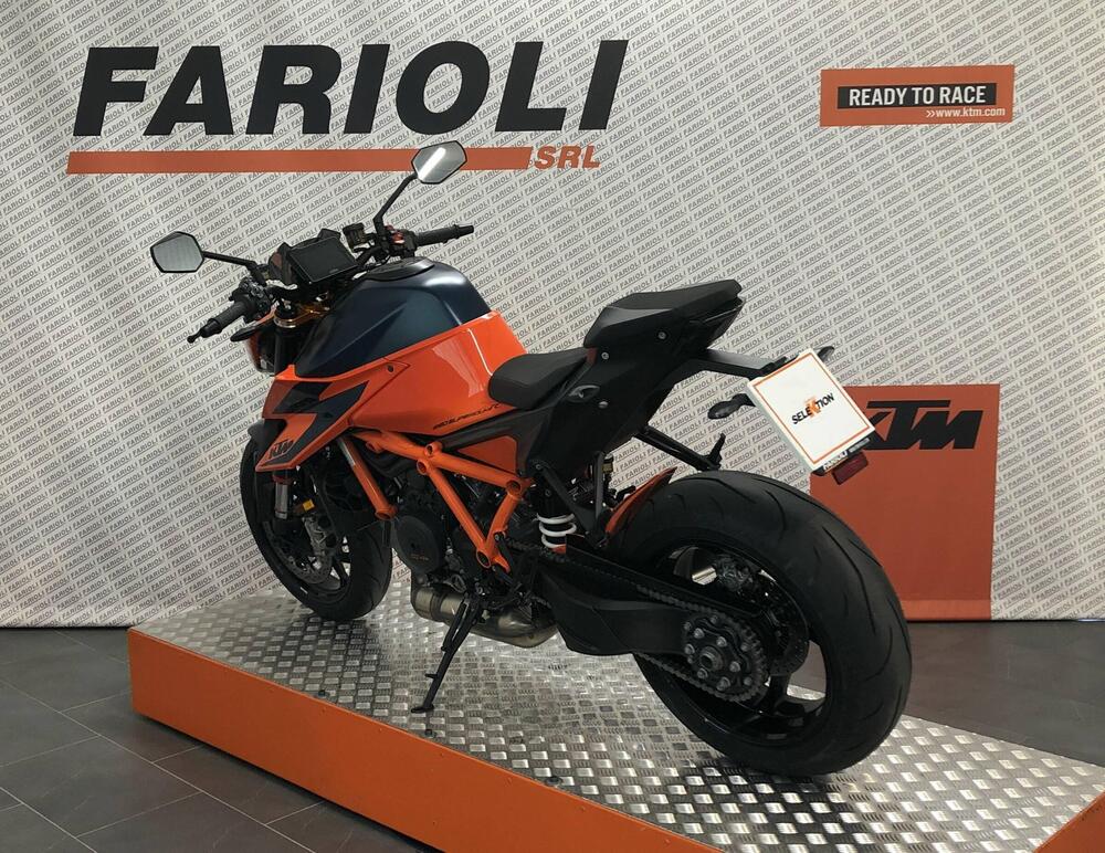 KTM 1290 Super Duke R (2020) (5)