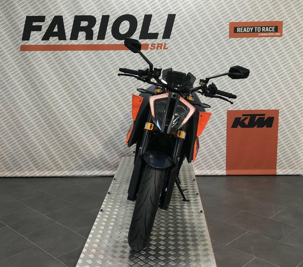 KTM 1290 Super Duke R (2020) (8)
