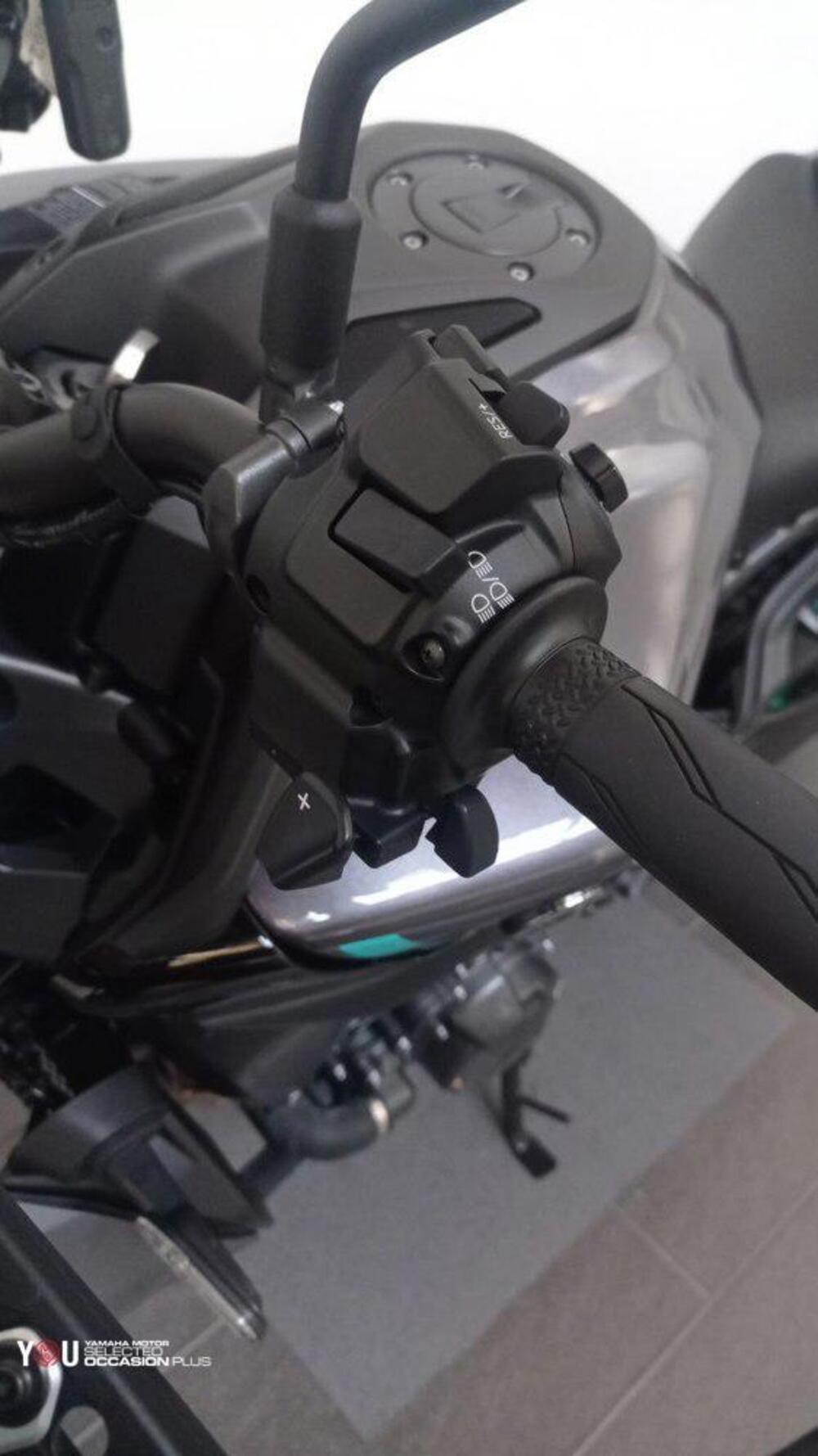 Yamaha MT-09 Y-AMT (2024 - 26) (4)