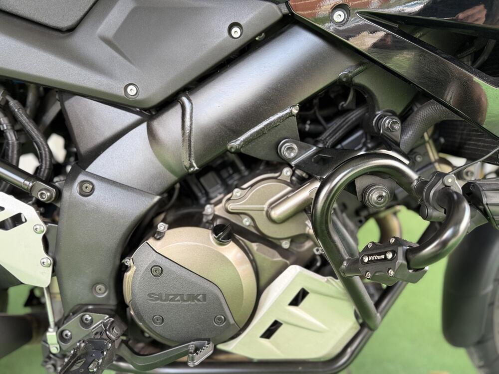 Suzuki V-Strom 1050XT Pro (2020 - 23) (12)