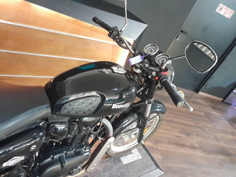 Benelli Imperiale 400 (2021 - 25) (12)