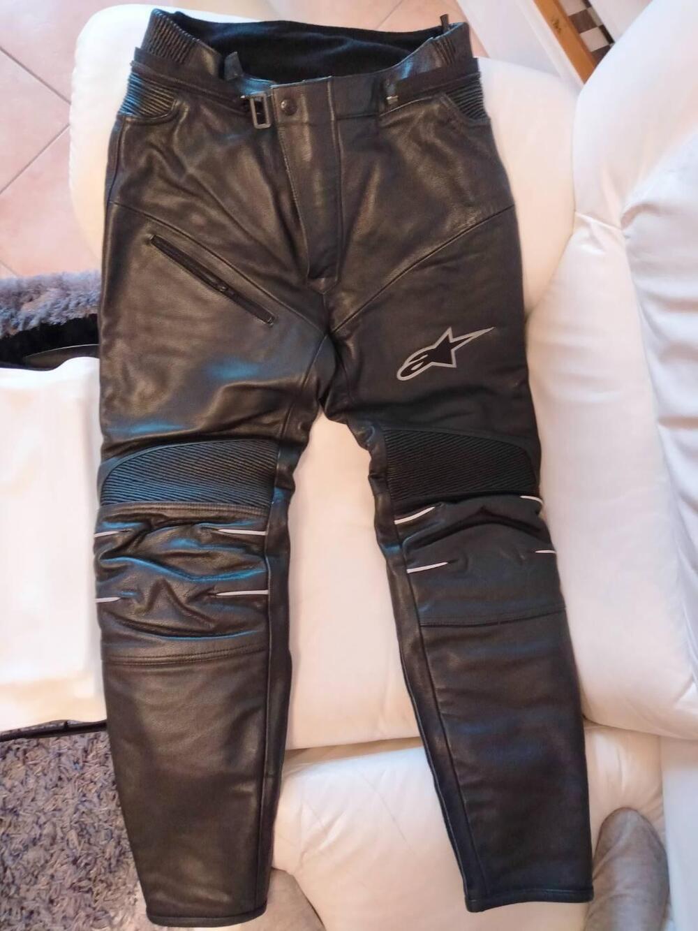 Pantaloni in vera pelle della Alpinestars (3)
