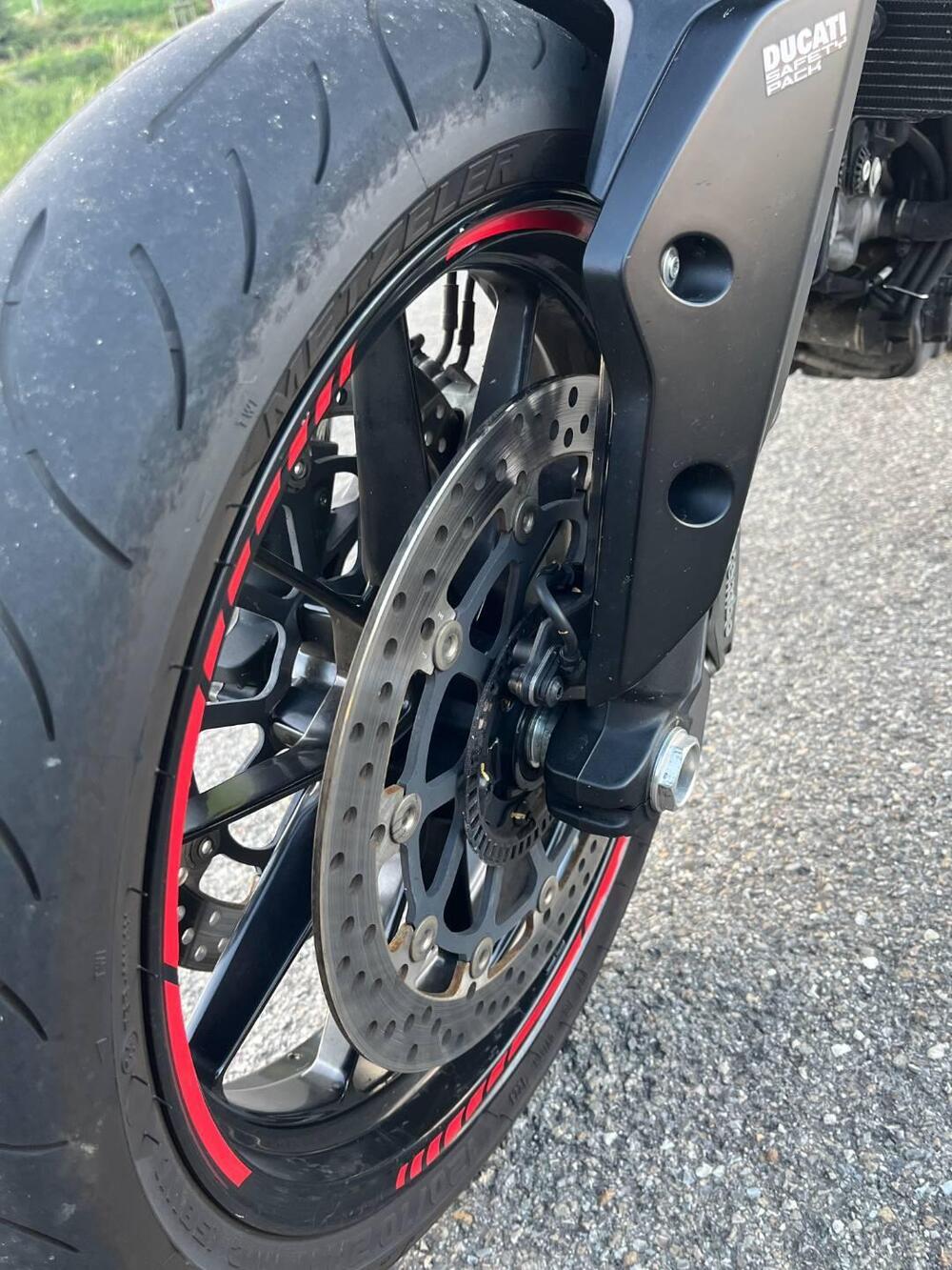 Ducati Hypermotard 821 (2013 - 15) (16)