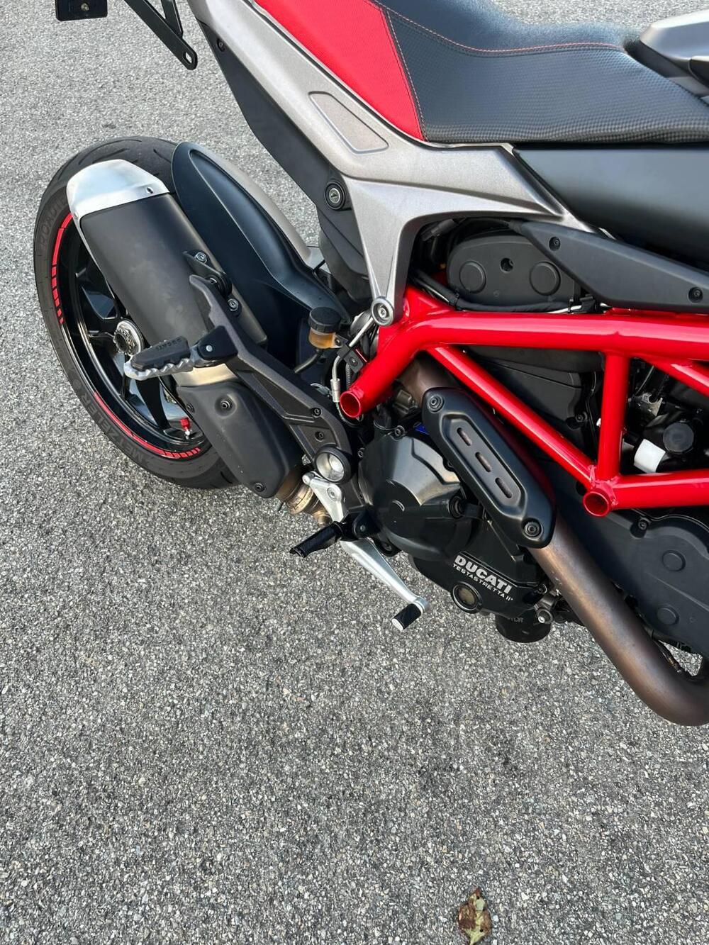 Ducati Hypermotard 821 (2013 - 15) (17)
