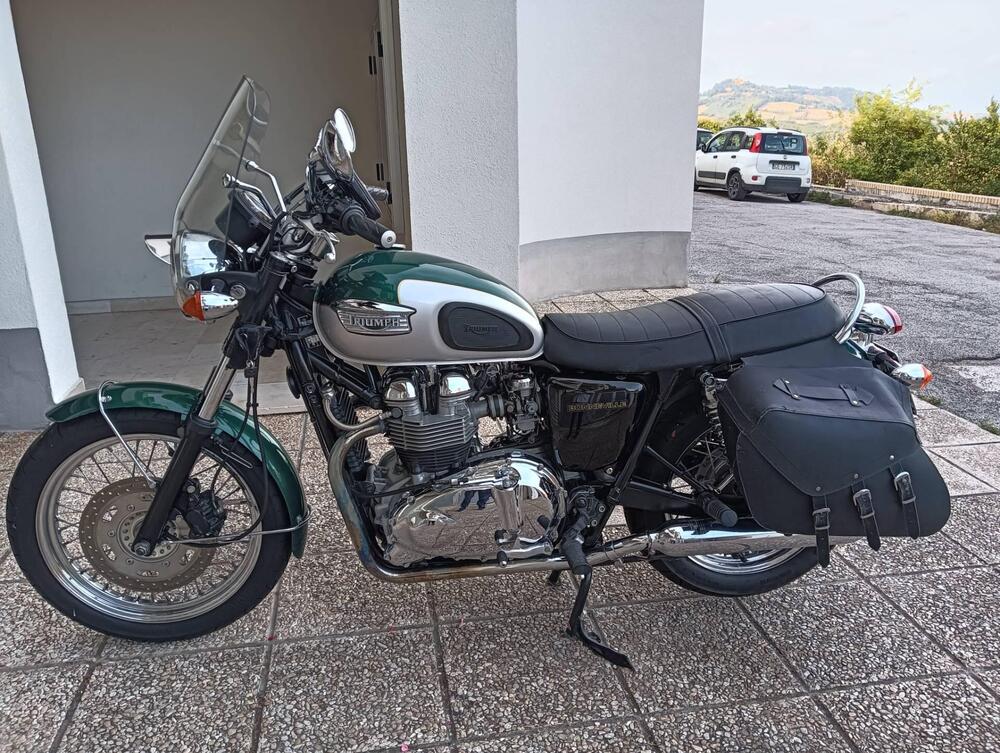 Triumph Bonneville 800 (2000 - 01) (2)