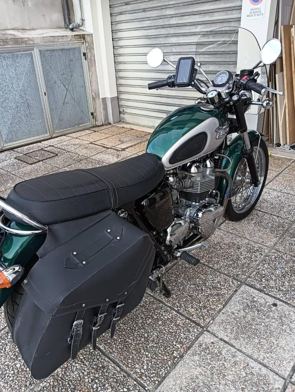 Triumph Bonneville 800 (2000 - 01) (4)