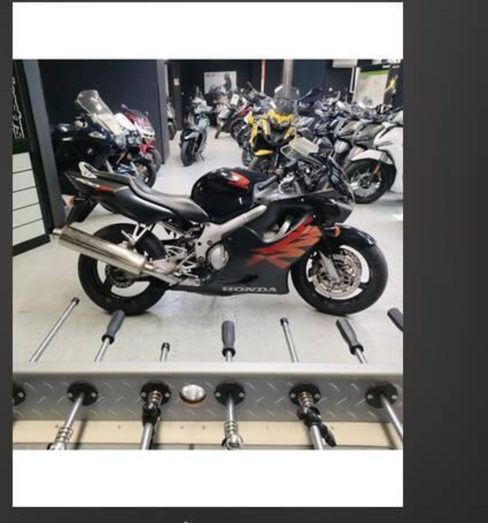 Honda CBR 600 F (1999 - 00) (2)