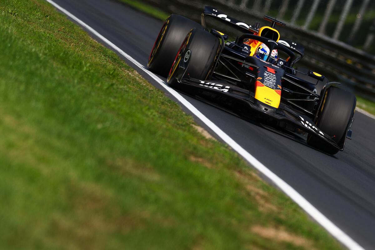Ecco come Verstappen ha trionfato a Monza. Ala posteriore scarica, ma non solo