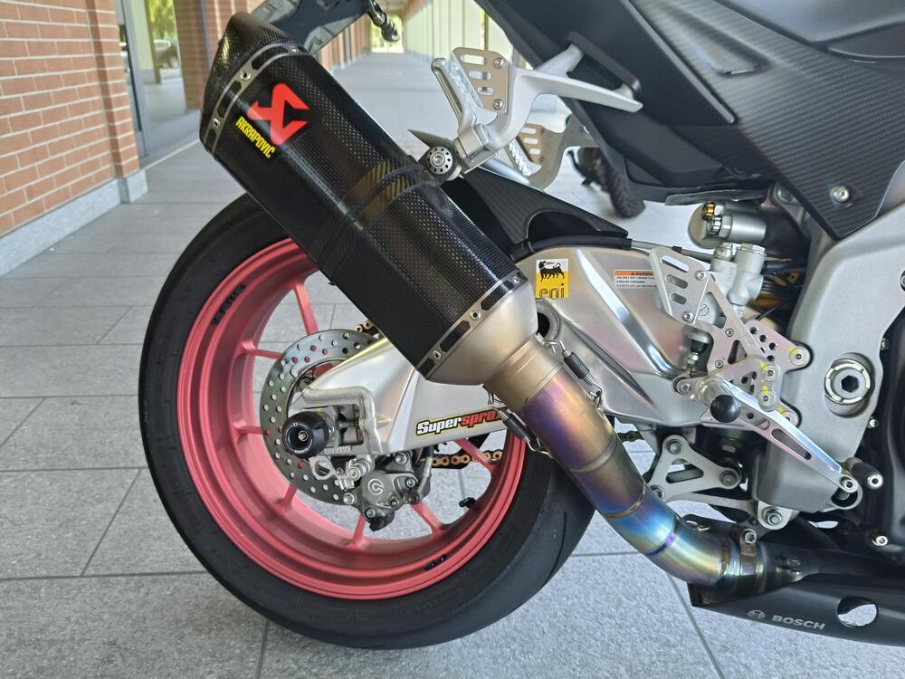 Aprilia RSV4 Factory APRC ABS (2011 - 15) (13)