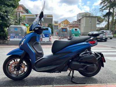 Piaggio Beverly 400 (2025) usata