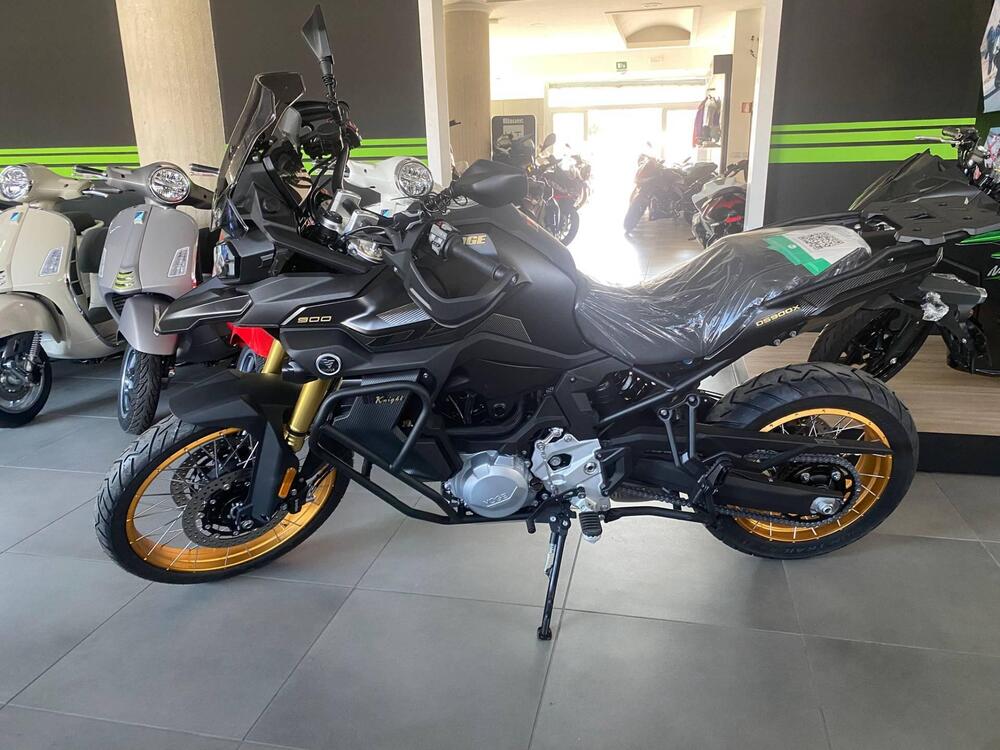 Voge Valico 900DSX (2024 - 26) (2)