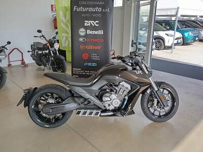 Benda Motorcycles LFC 700 (2024 - 25) usata