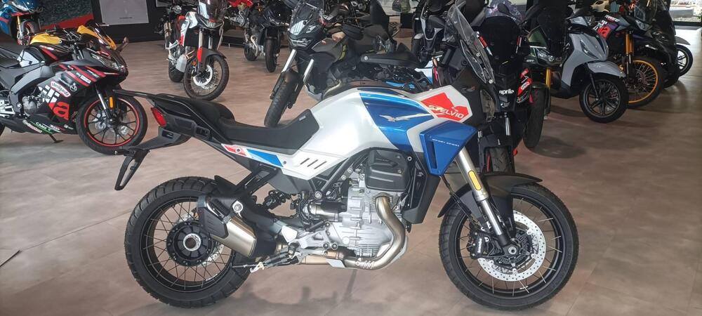 Moto Guzzi Stelvio Duecento Tributo (2025 - 26)