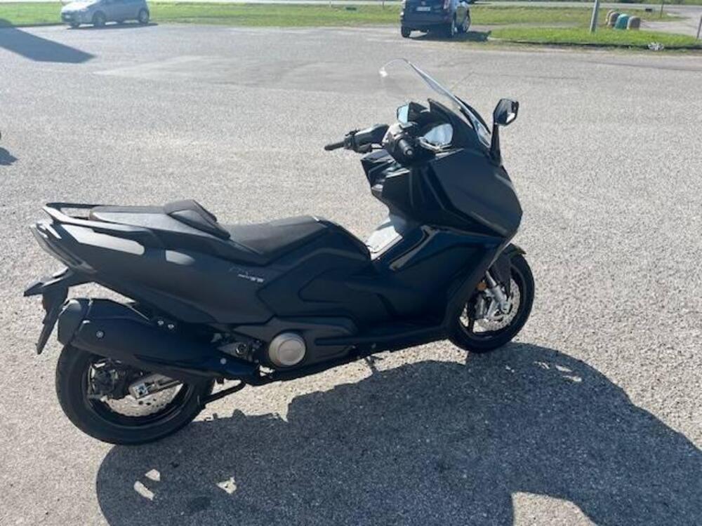 Kymco AK 575 Premium (2025 - 26) (2)