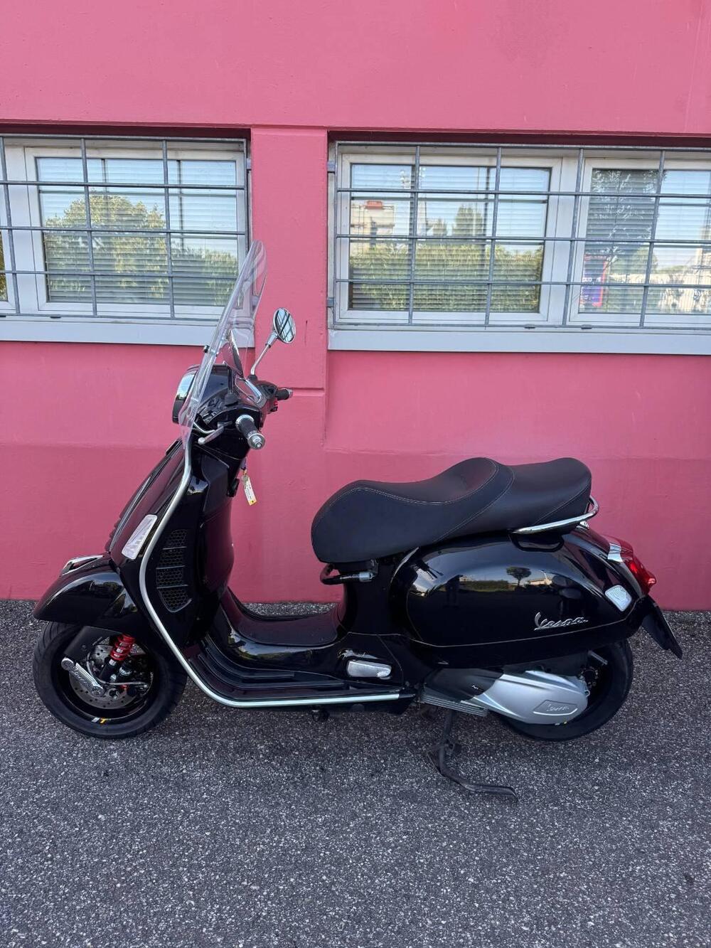 Vespa GTS 300 Supertech Hpe (2021 - 22) (7)