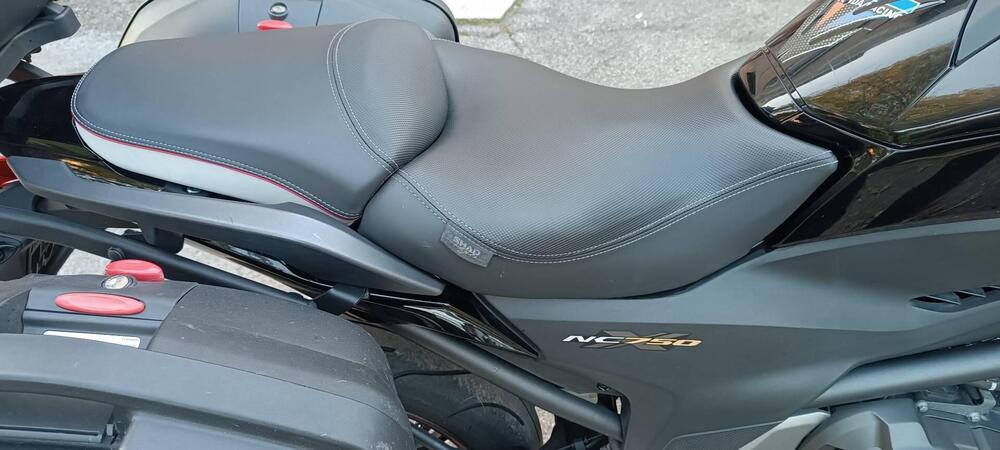 Honda NC 750 X DCT ABS (2014 - 15) (6)