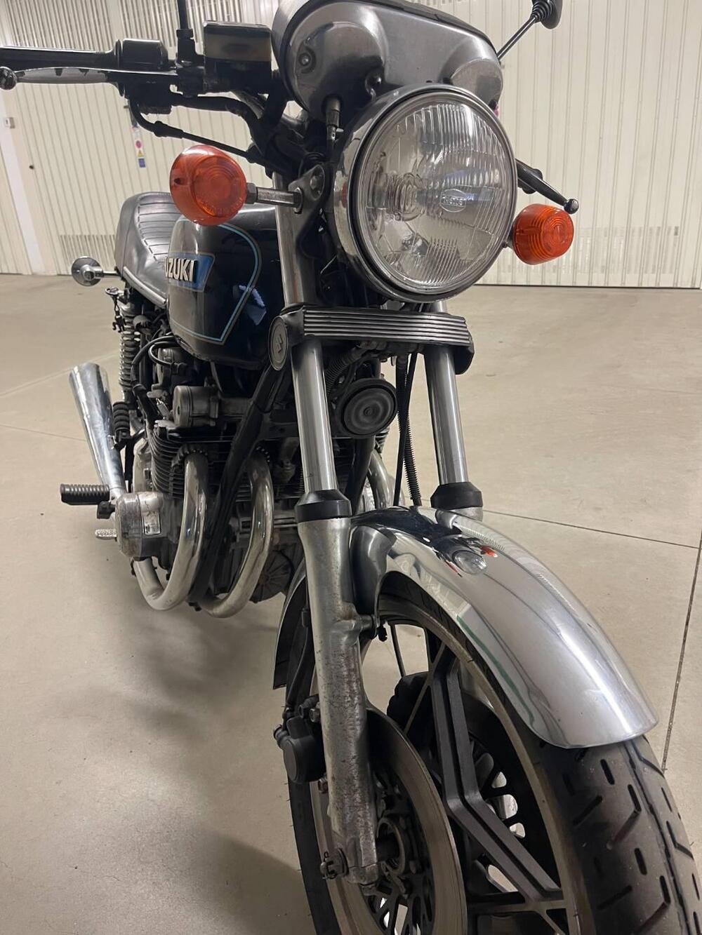 Suzuki GS 550 E (1980 - 97) (6)