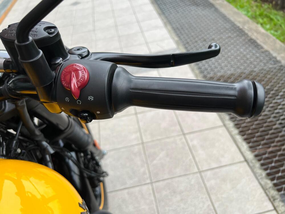 Royal Enfield Meteor 350 (2021 - 26) (10)