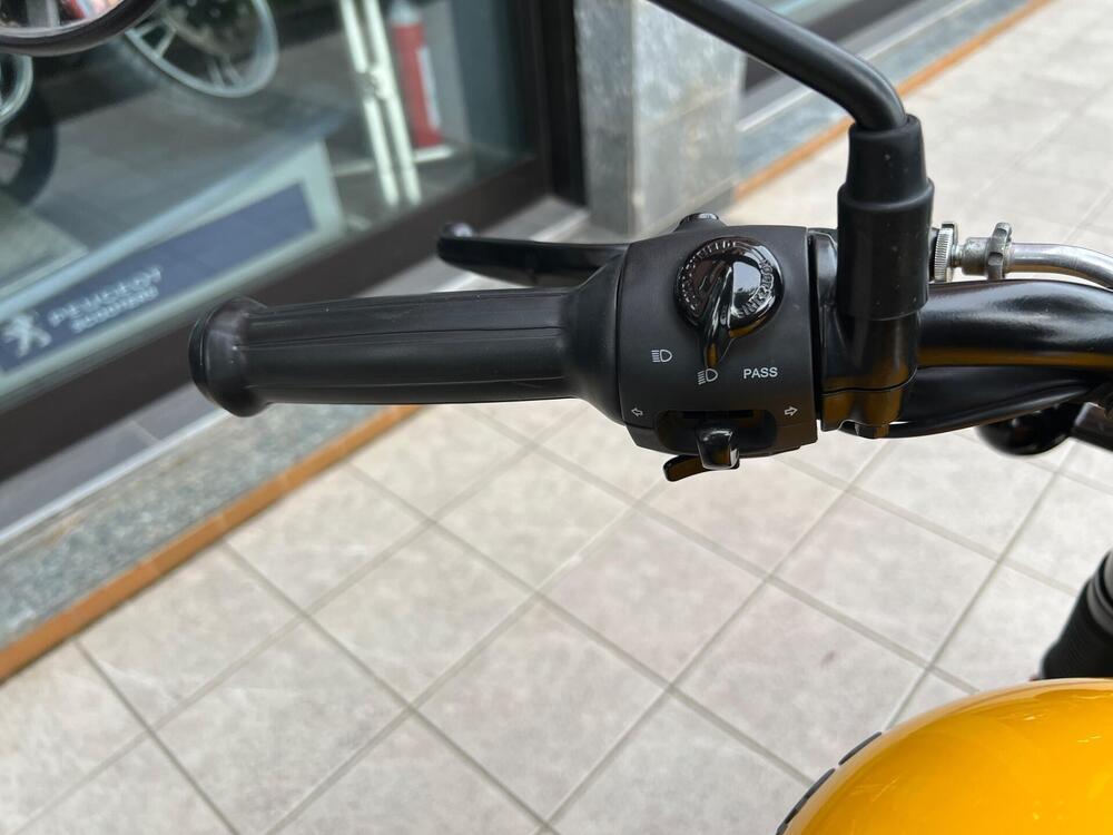 Royal Enfield Meteor 350 (2021 - 26) (13)