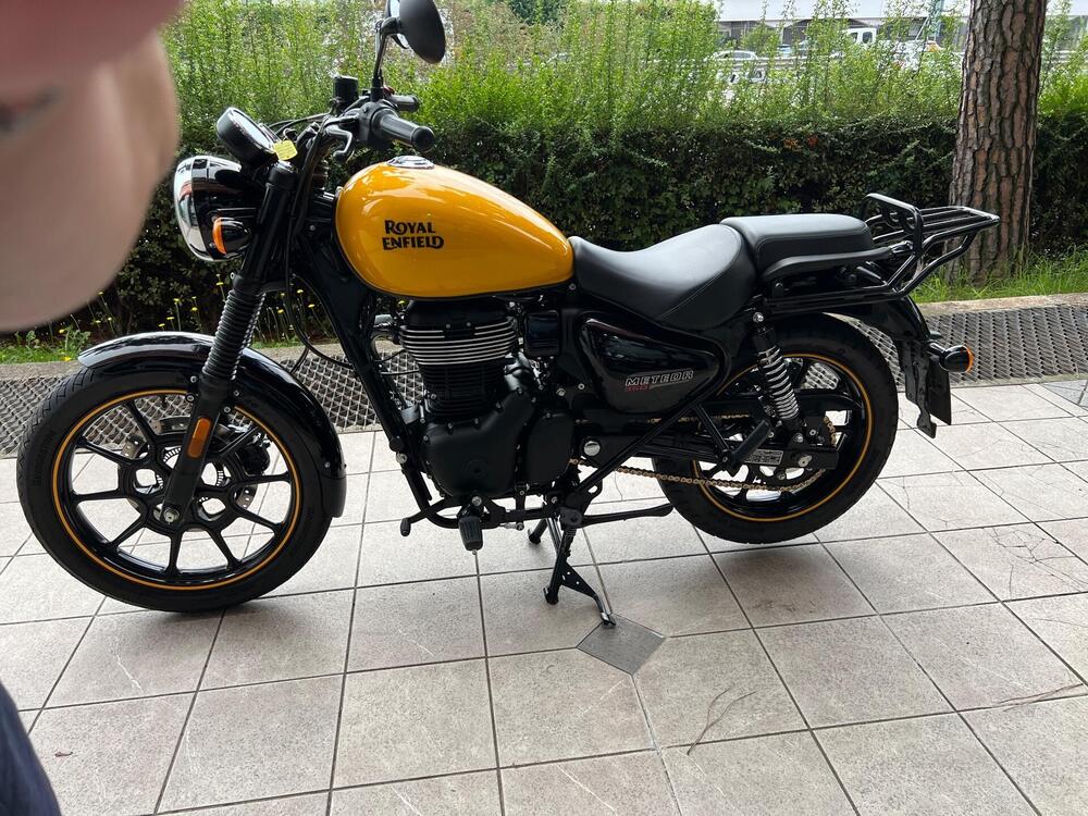 Royal Enfield Meteor 350 (2021 - 26) (2)