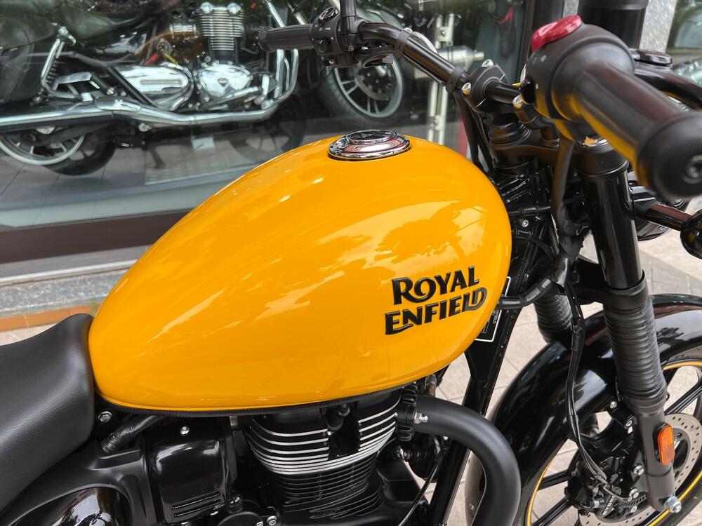 Royal Enfield Meteor 350 (2021 - 26) (9)
