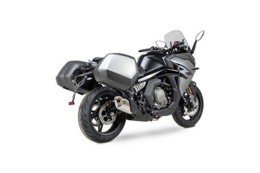 CFMOTO 650GT (2021 - 26) (2)