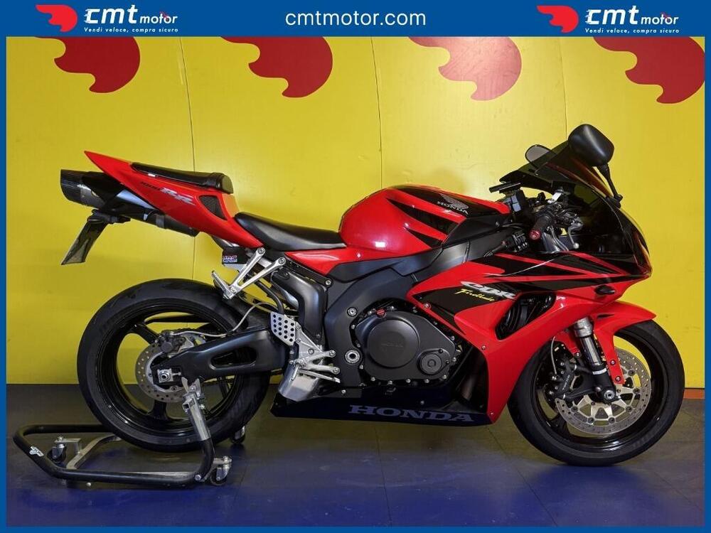 Honda CBR 1000 RR Fireblade (2006 - 07)