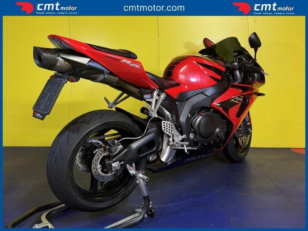 Honda CBR 1000 RR Fireblade (2006 - 07) (4)