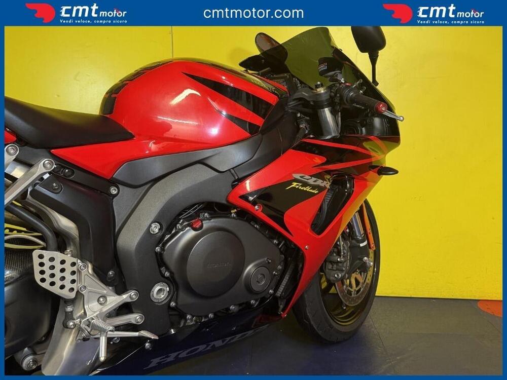 Honda CBR 1000 RR Fireblade (2006 - 07) (7)