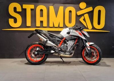 KTM 890 Duke R (2021) usata