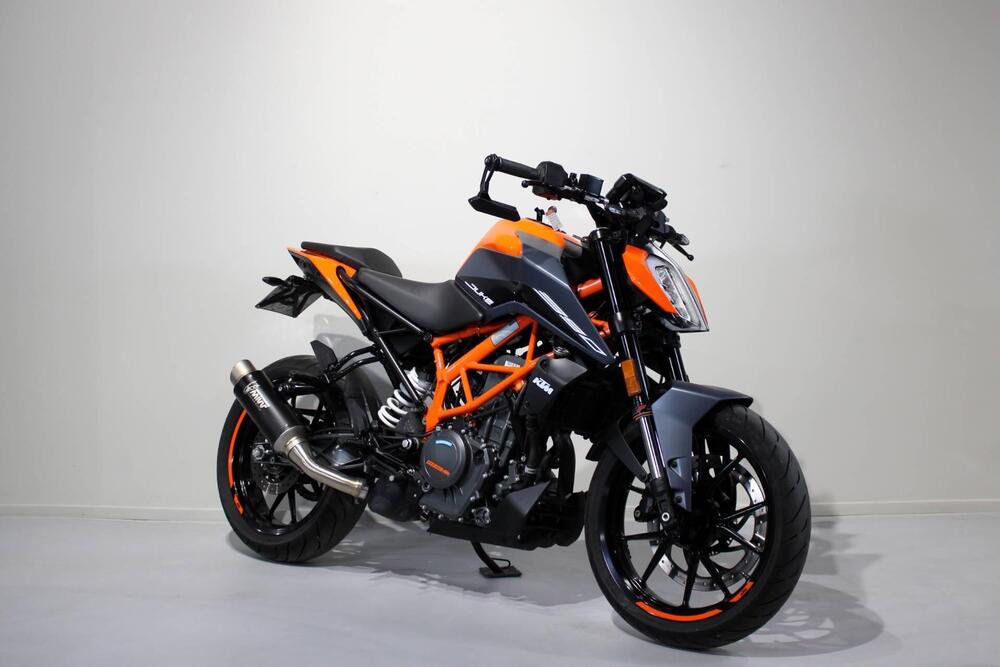 KTM 390 Duke (2024 - 25) (2)