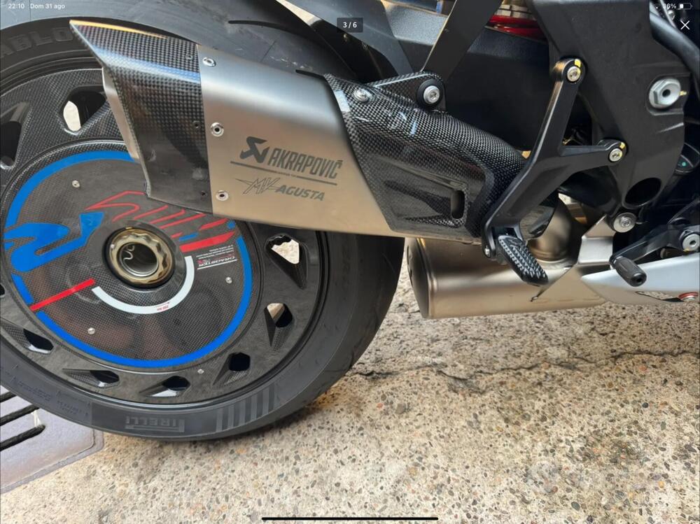 SCARICO AKRAPOVIC PER MV AGUSTA DRAGSTER 800 nuovo (3)