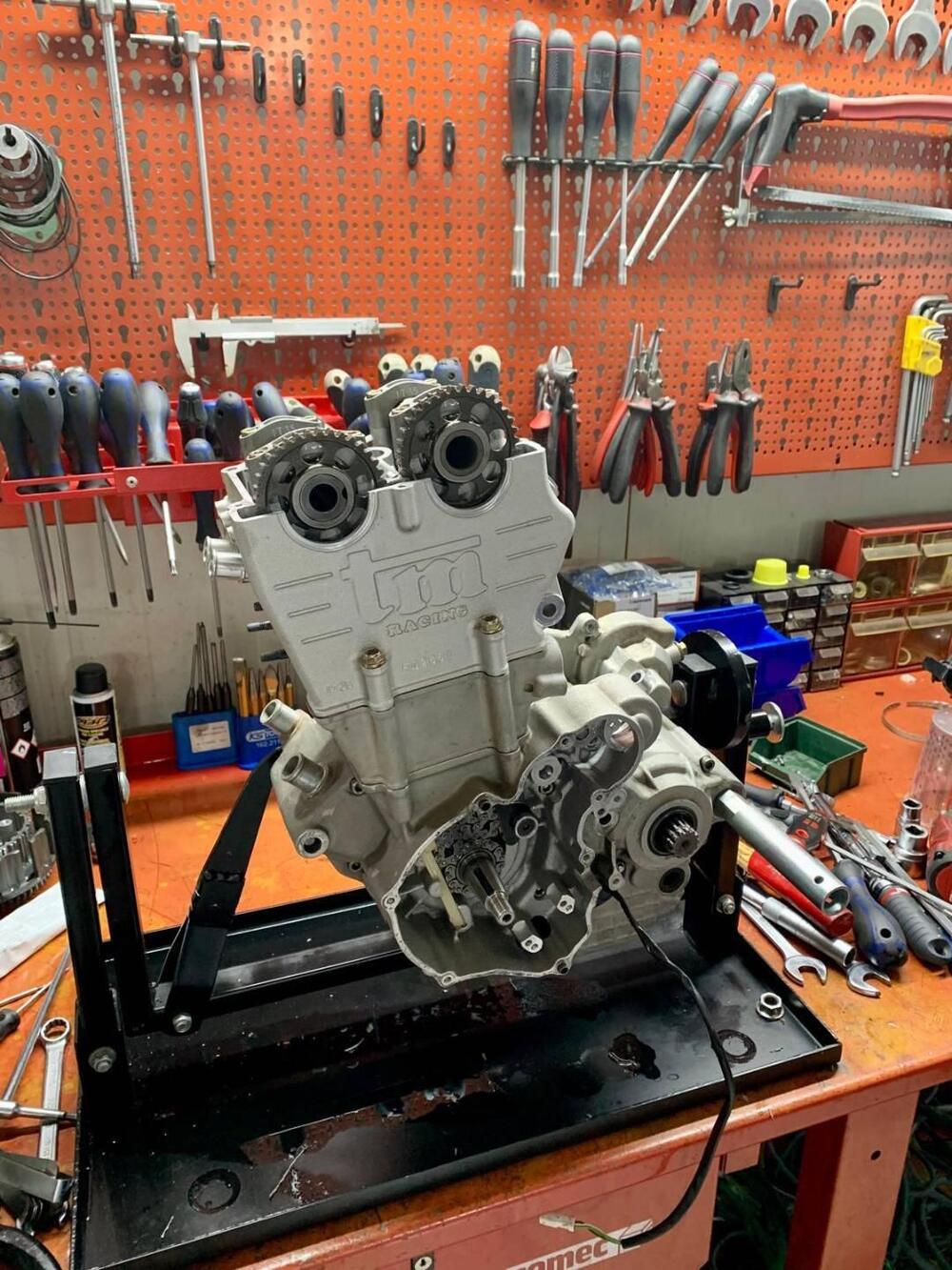 Tm Moto EN 300 Fi ES (2018) (11)