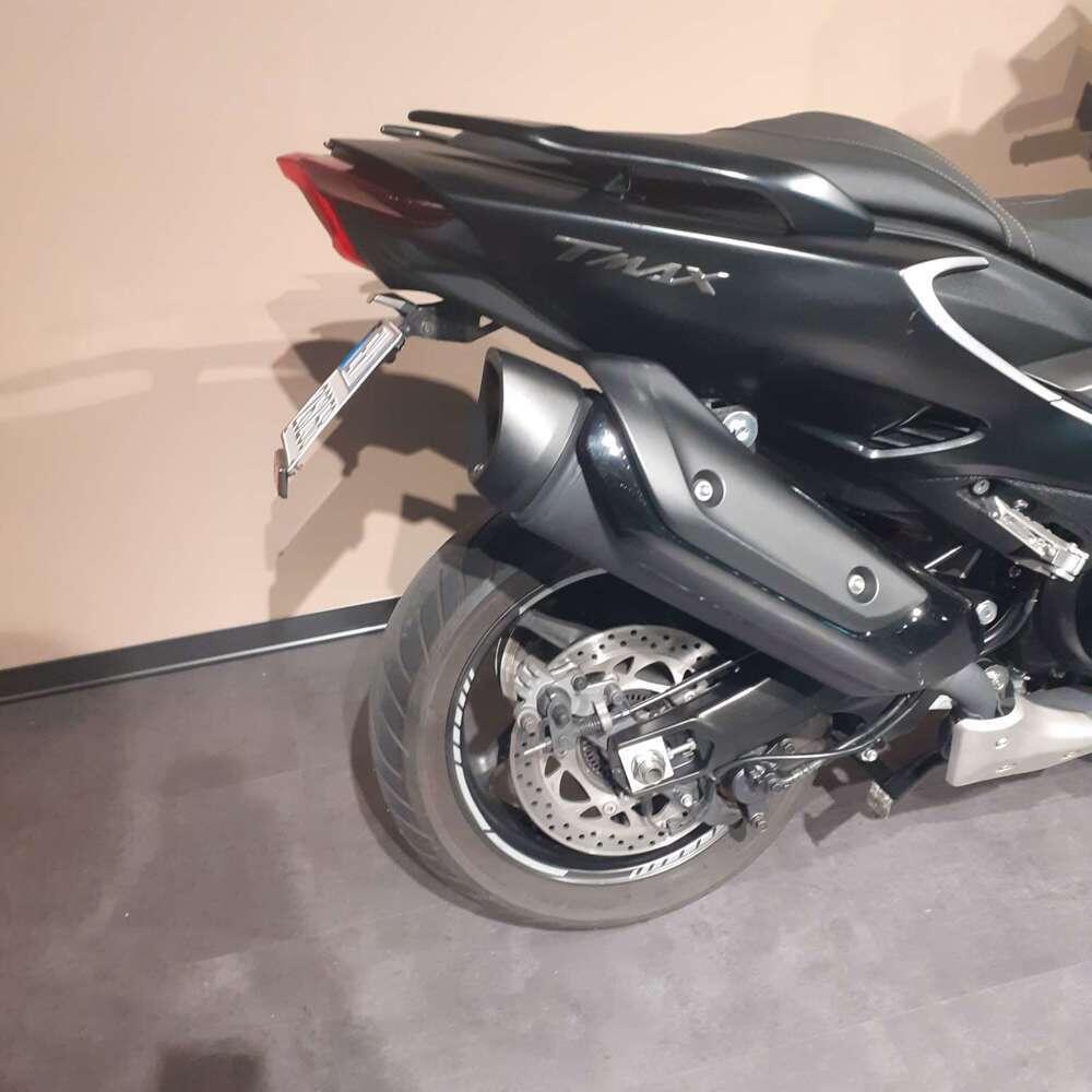 Yamaha T-Max 560 (2020 - 21) (4)
