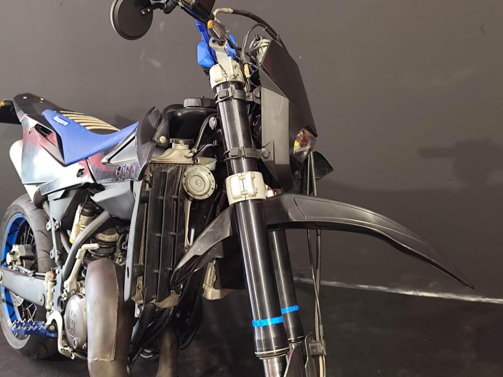 Husqvarna SM 125 (2010 - 12) (9)