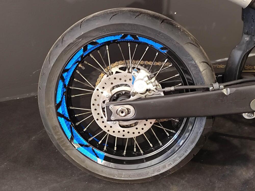 Husqvarna SM 125 (2010 - 12) (12)