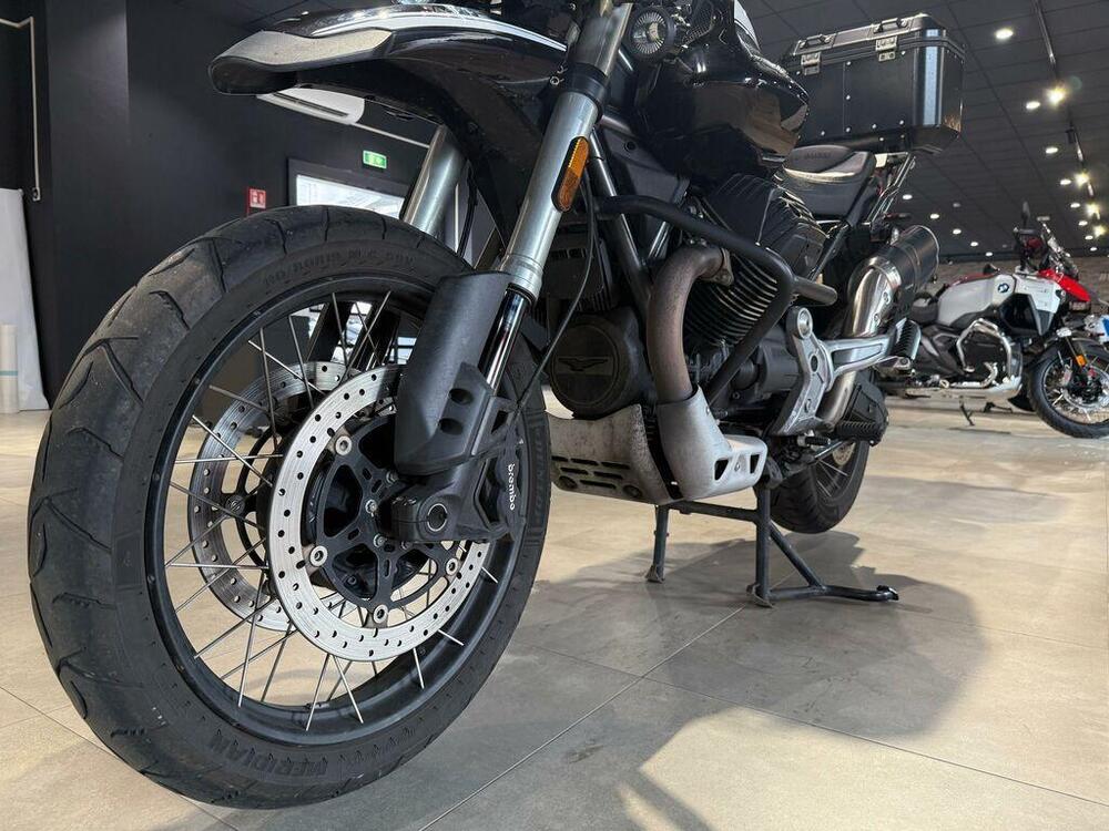 Moto Guzzi V85 TT (2021 - 23) (7)