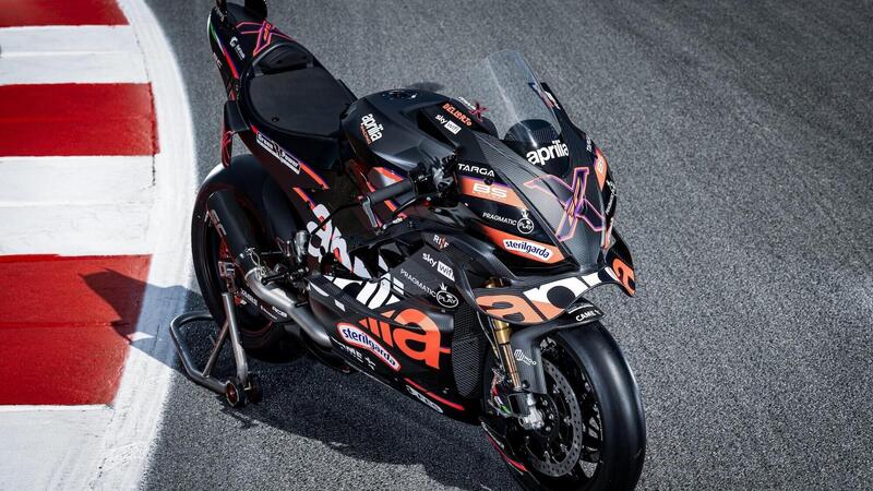  Aprilia RSV4 X-GP...adrenalina a mille!