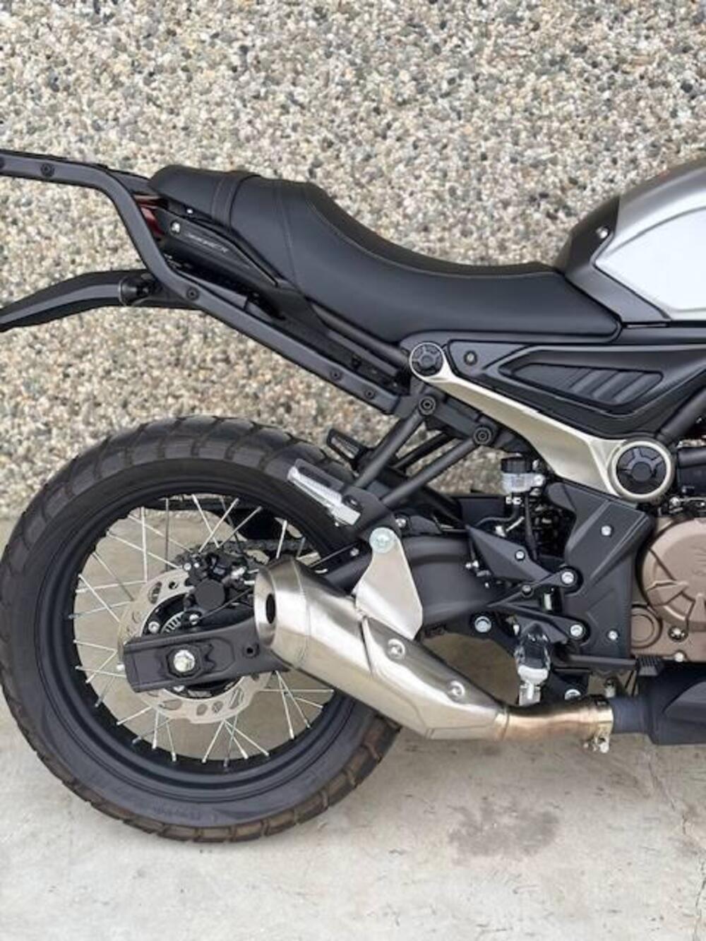 Voge Trofeo 300ACX Scrambler (2021 - 26) (11)