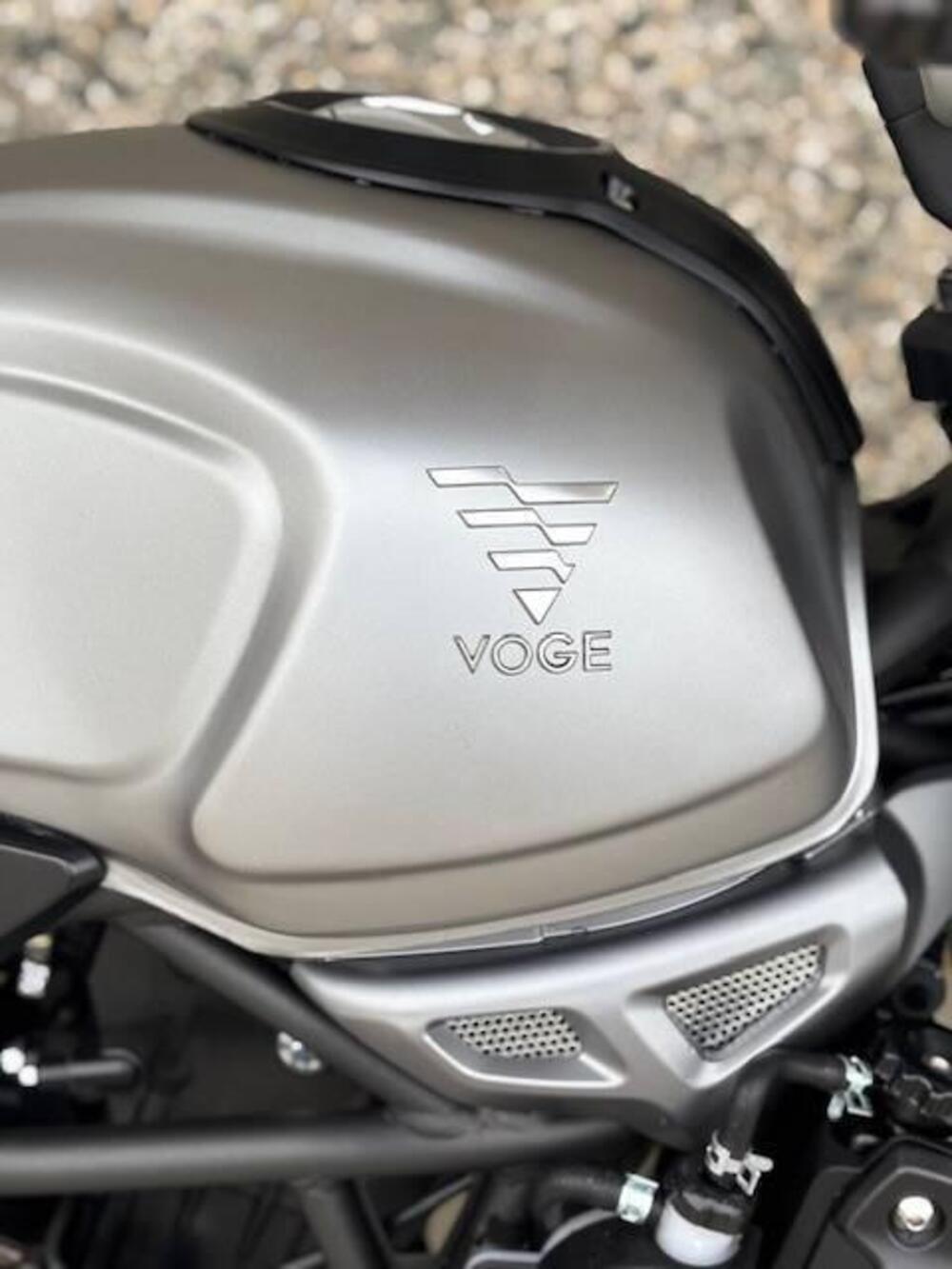 Voge Trofeo 300ACX Scrambler (2021 - 26) (13)