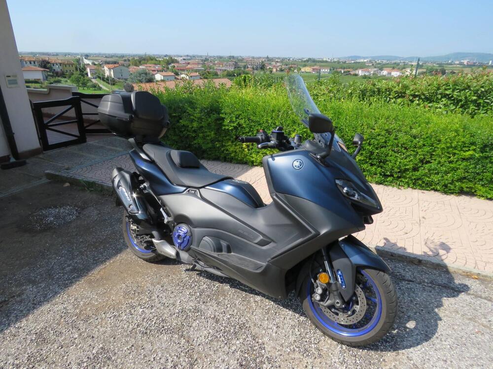 Yamaha T-Max 560 (2022 - 24) (2)