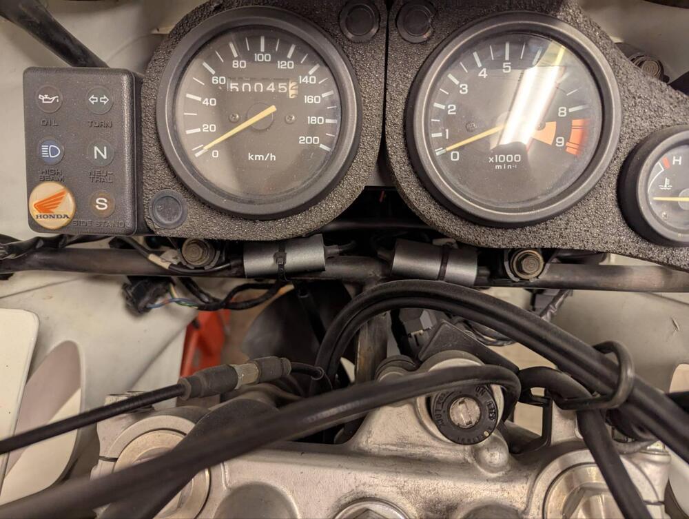 Honda Africa Twin XRV 750 (1996 - 02) (2)