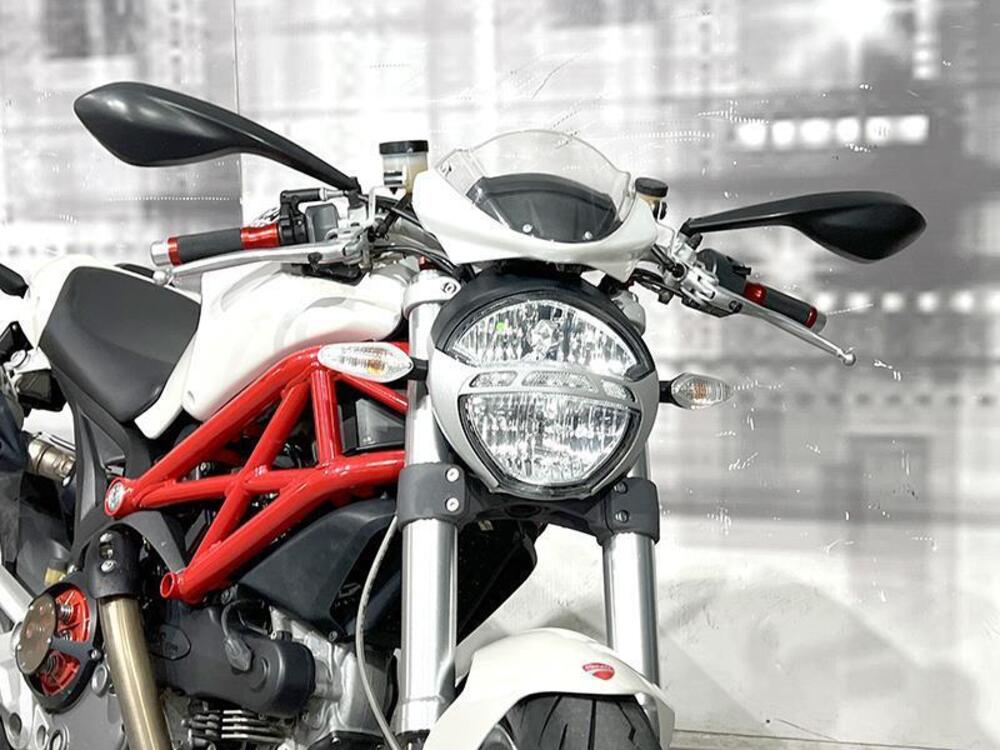 Ducati Monster 1100 (2009 -10) (9)