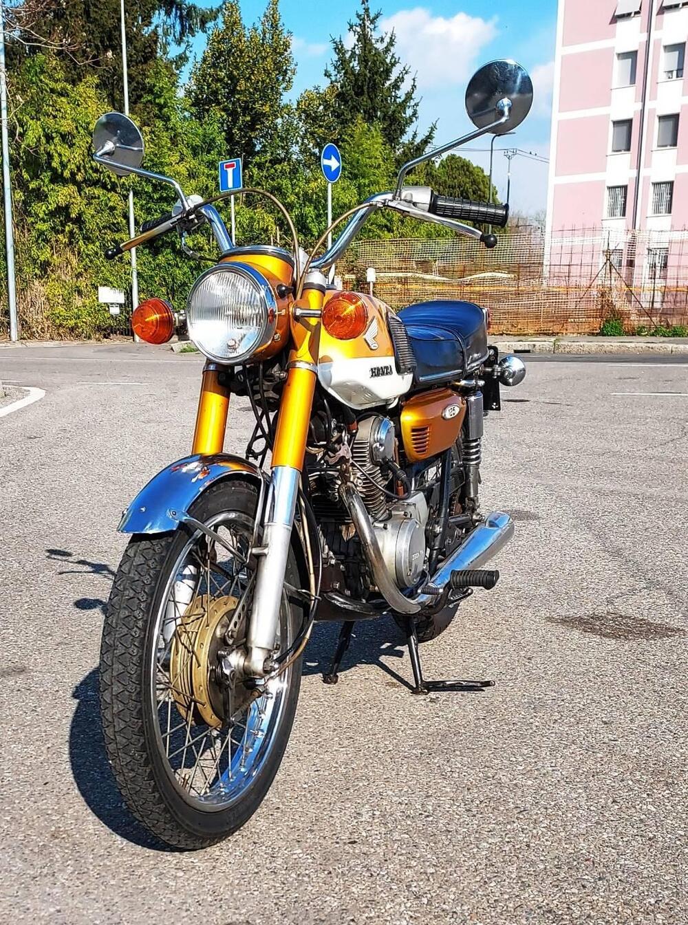 Honda CB 125 K4 (twin) (2)