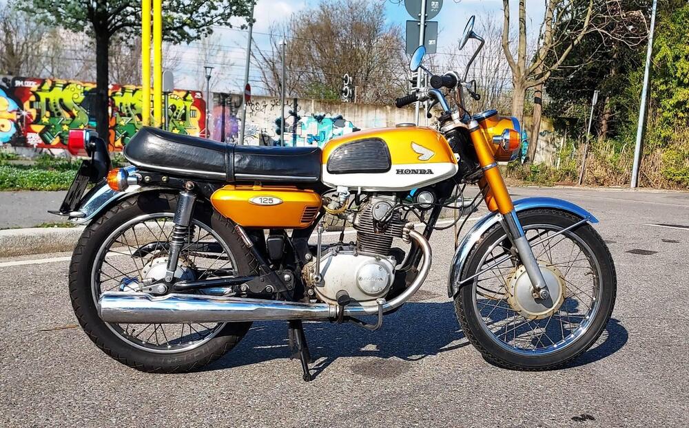 Honda CB 125 K4 (twin) (9)